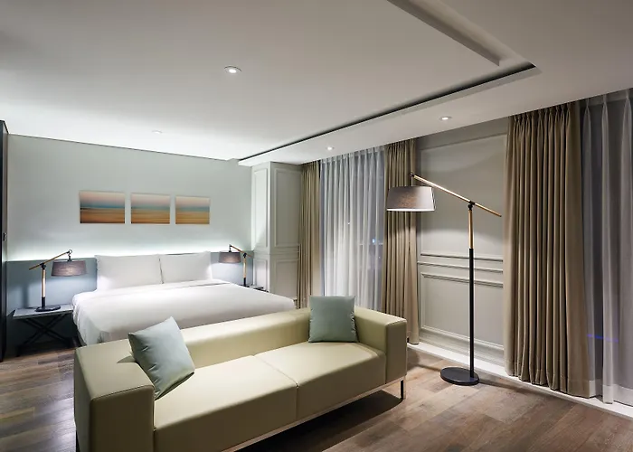 Peyto Samseong Hotel