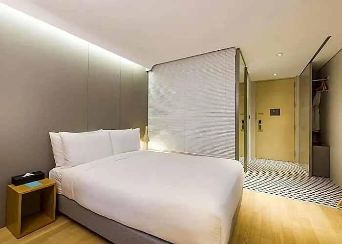 Hotel Peyto Samseong Seul
